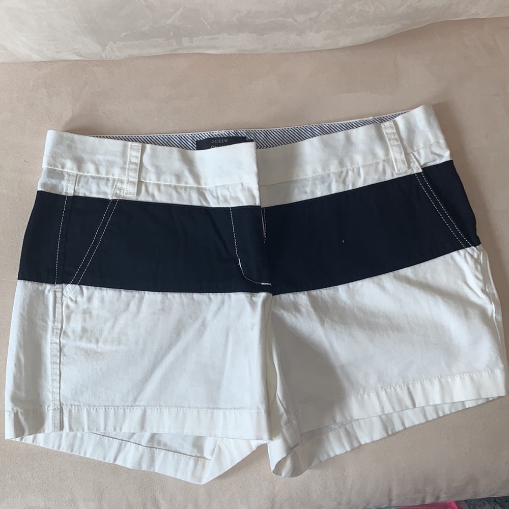 NWT - J. Crew 4" Chino Short Off white/Navy